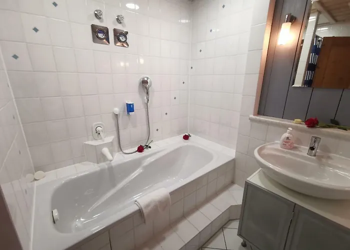 Ferienwohnung 2 דירה *